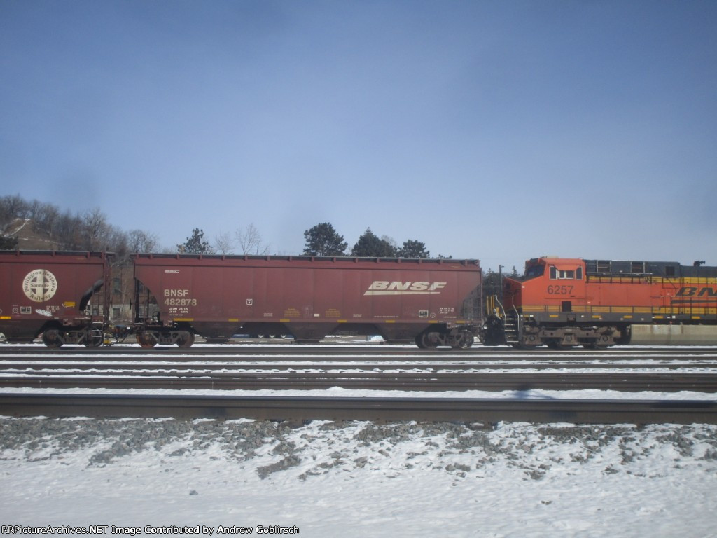 BNSF 482878